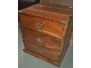 Chevet de marine 3 tiroirs neuf 100 % massif en Vangeram