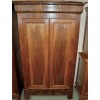 Petite armoire dite "de bonne" en noyer