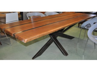 Table rectangulaire d'atelier pieds en  croix fer et bois