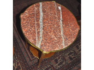 Gu&eacute;ridon de milieu style Louis XV