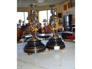 Paire de Cam " un gar&ccedil;on une fille " en bronze pattin&eacute; 