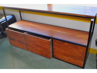 Module bas &eacute;tag&egrave;re industrielle d'atelier en fer et vangeram massif