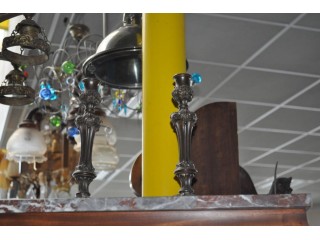 Duo de chandeliers en bronze &eacute;poque Art Nouveau