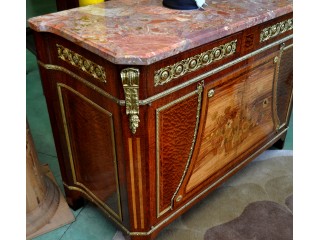 Buffet 2 portes marqueté style Transition Louis XVI