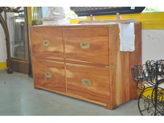 Petite commode basse de marine 4 tiroirs en vangeram massif