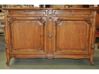 Buffet de style Louis XVI Lyonnais 