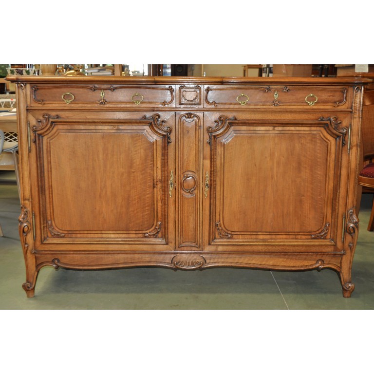 Buffet de style Louis XVI Lyonnais 