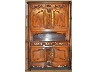 Buffet 2 corps breton fin 19 -ème, châtaigner massif  